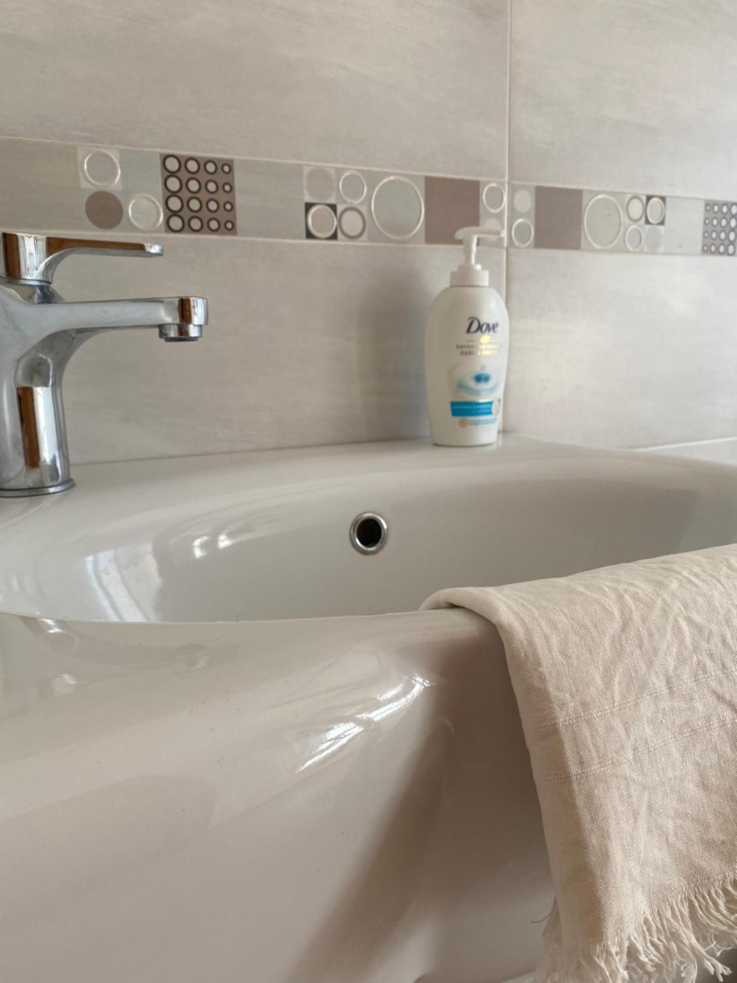 Bed and Breakfast Flavia 21 Elice Esterno foto